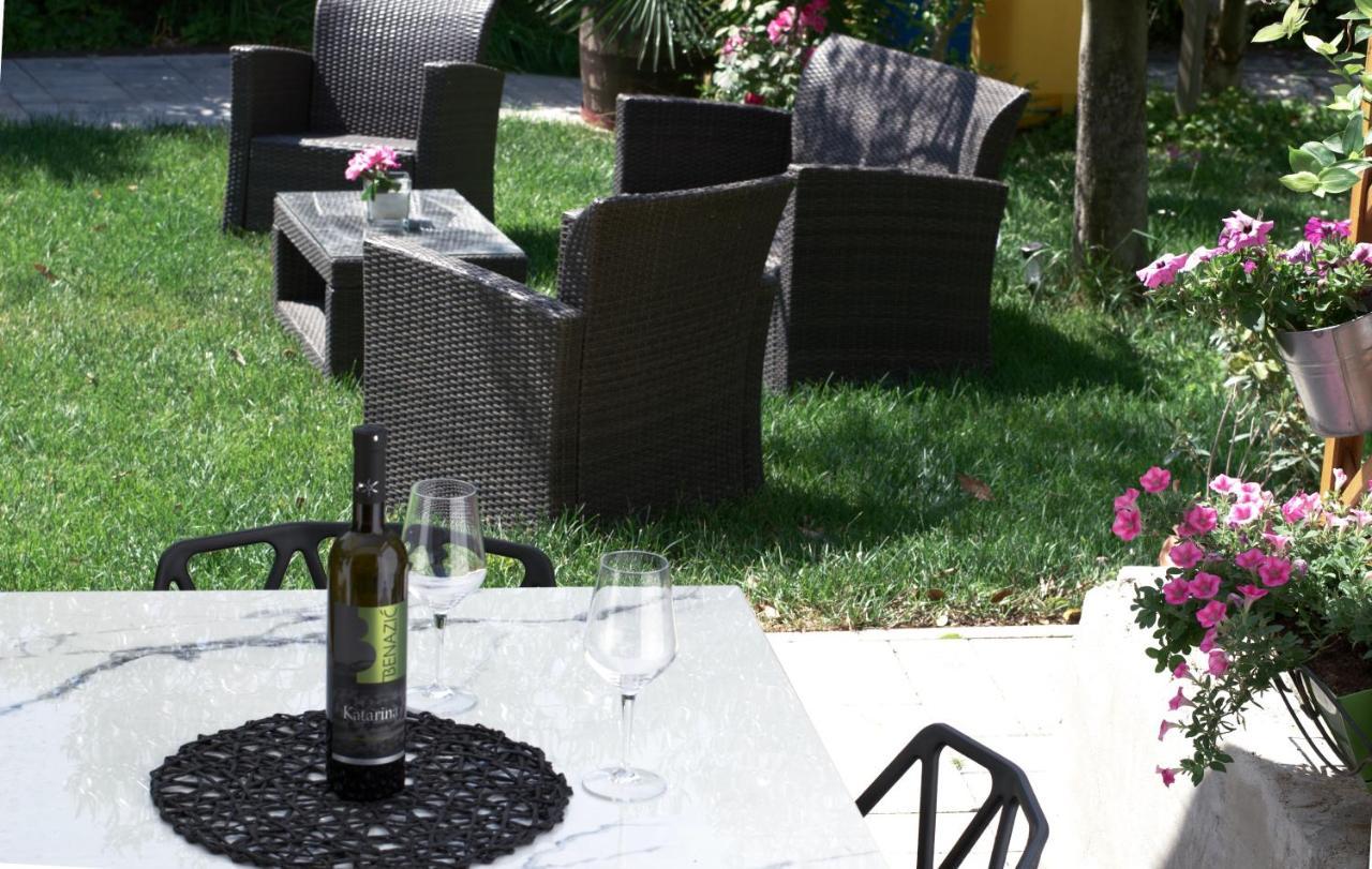 Wine Garden Holiday Home Pula Exteriér fotografie